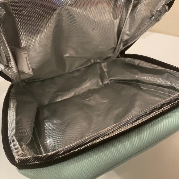 Mint Green Adidas Insulated Lunch Box Bag - Picture 4 of 5